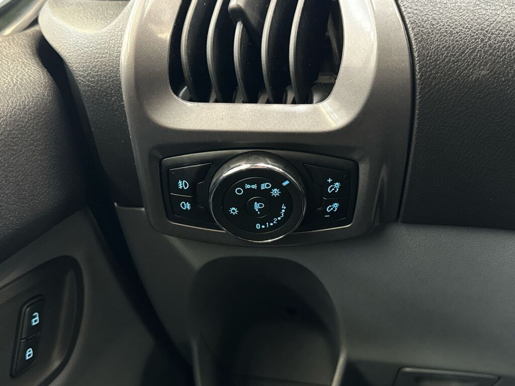 Ford Transit Custom 2018 Valkoinen