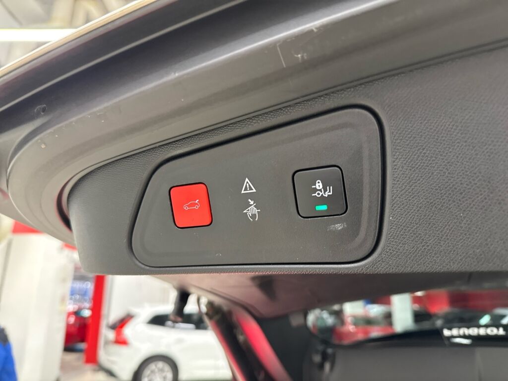 Peugeot 3008 2018 Valkoinen