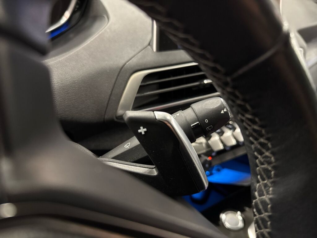 Peugeot 3008 2018 Valkoinen