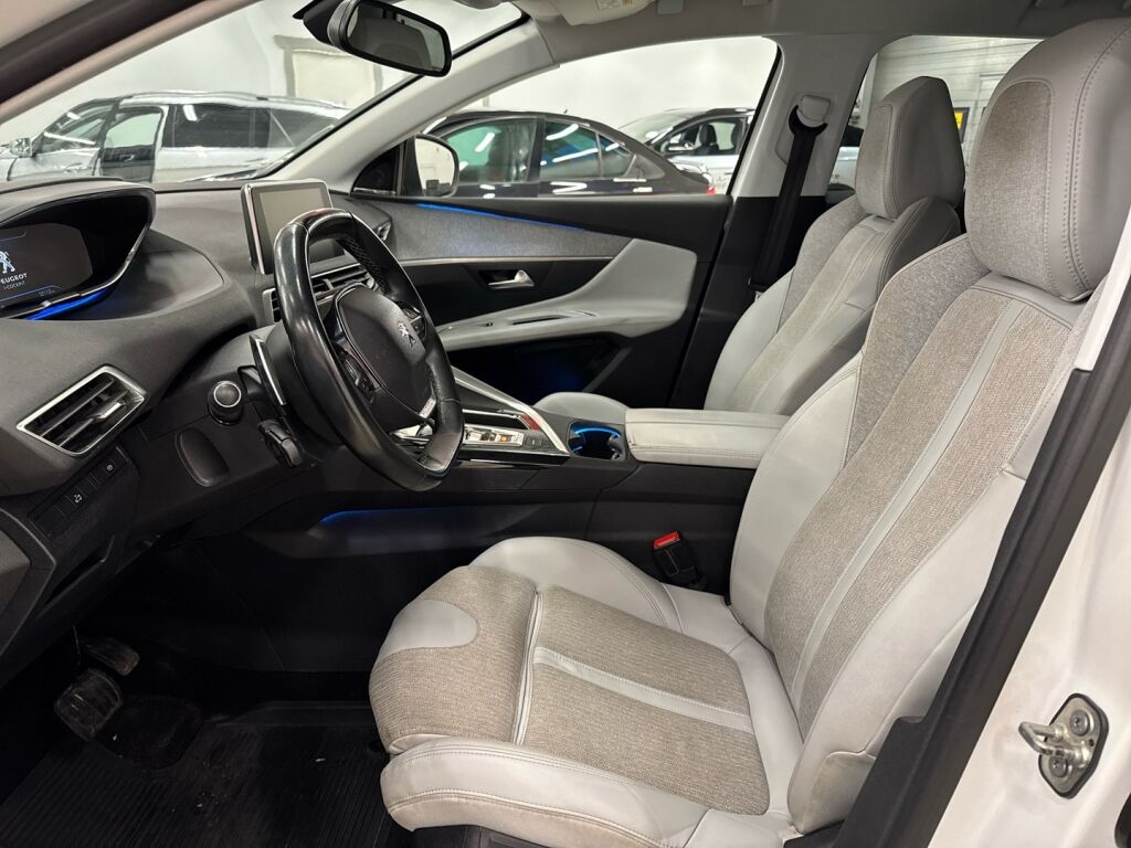 Peugeot 3008 2018 Valkoinen