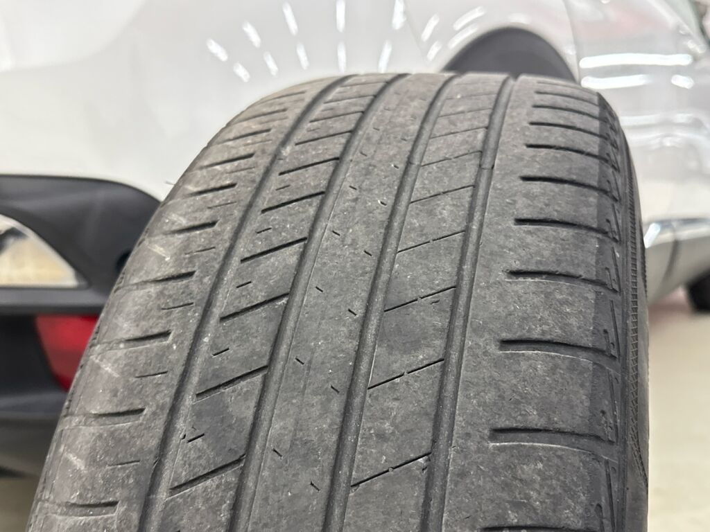 Peugeot 3008 2018 Valkoinen