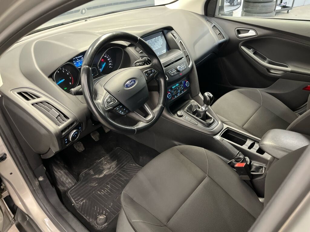 Ford Focus 2018 Harmaa