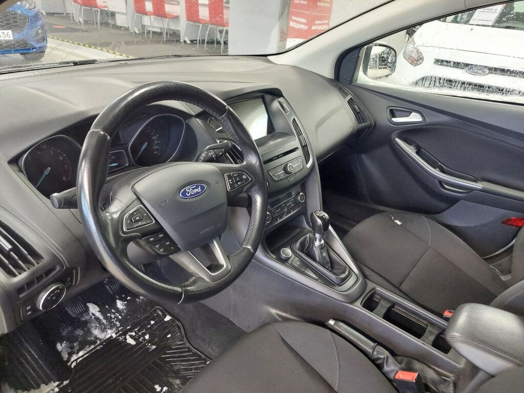 Ford Focus 2018 Harmaa