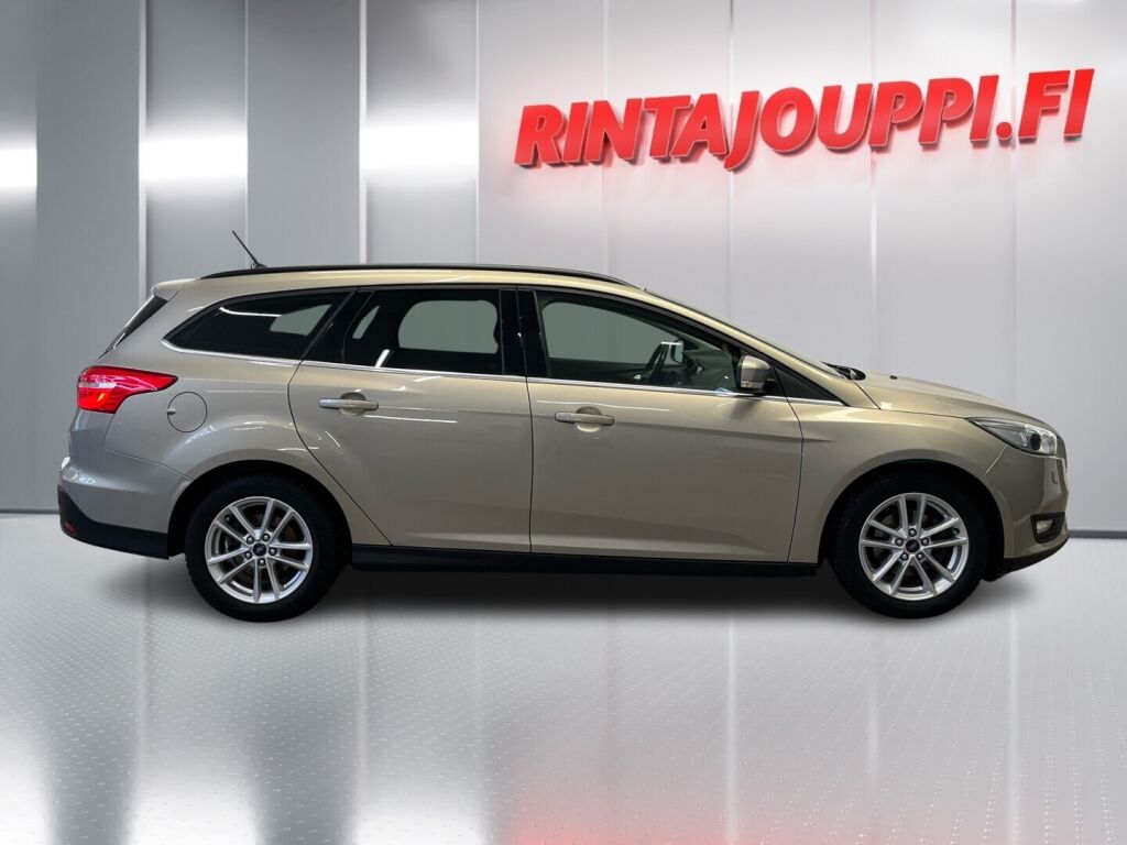 Ford Focus 2018 Harmaa