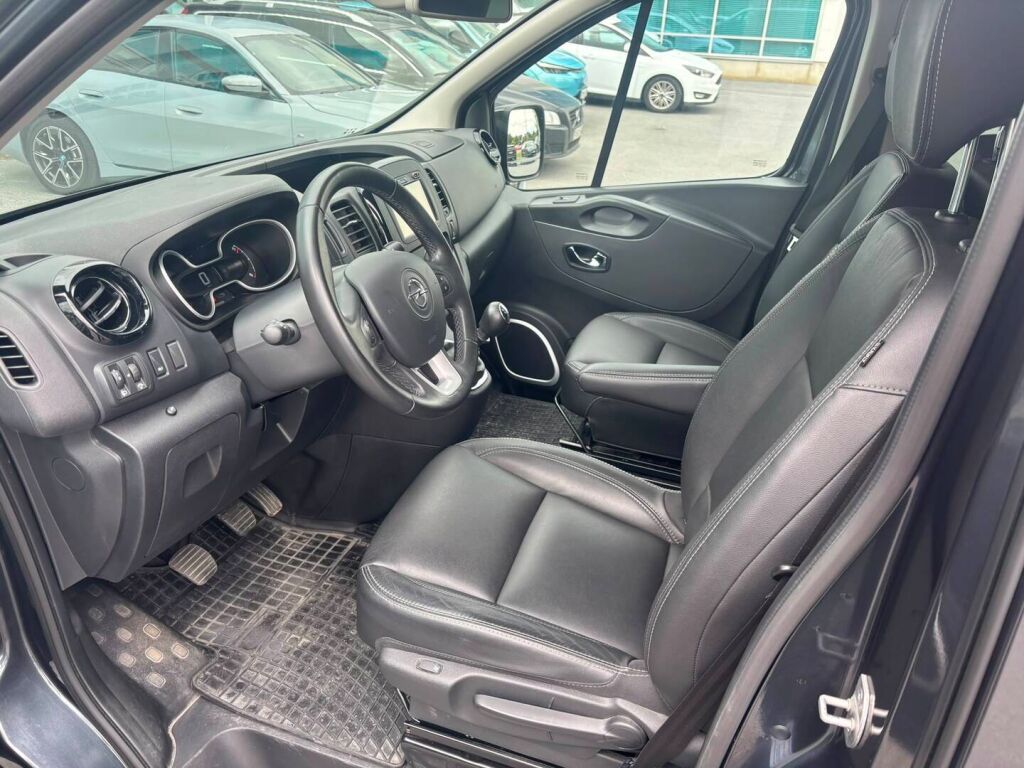 Opel Vivaro 2019 Harmaa