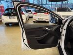 Ford Focus 2018 Valkoinen