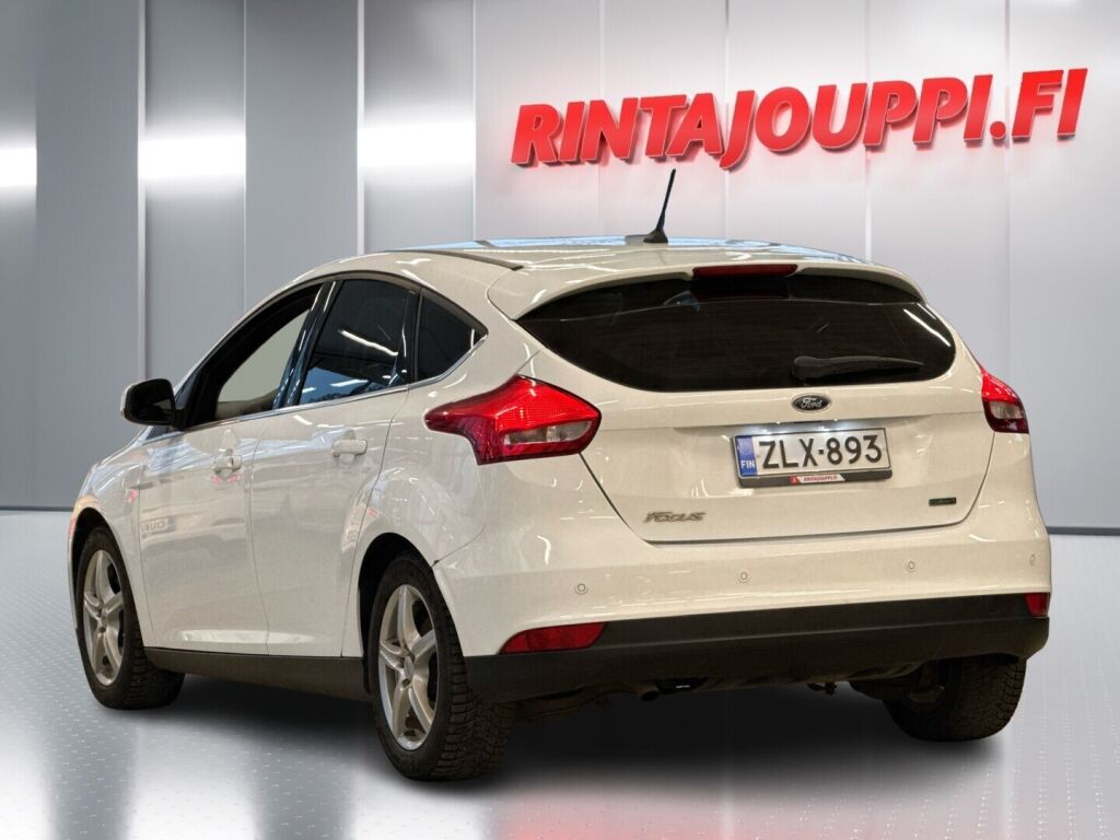 Ford Focus 2018 Valkoinen