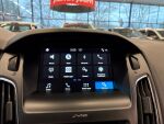 Ford Focus 2018 Valkoinen