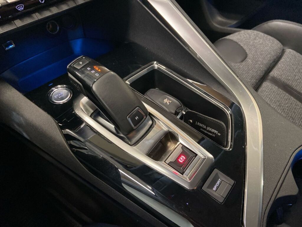 Peugeot 5008 2018 Harmaa