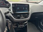 Peugeot 208 2018 Valkoinen