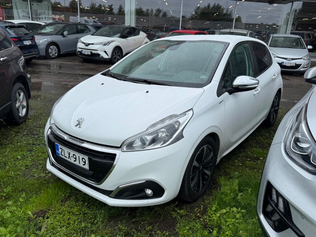 Peugeot 208 2018 Valkoinen