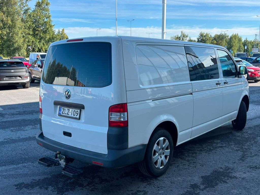 Volkswagen Transporter 2011 Valkoinen