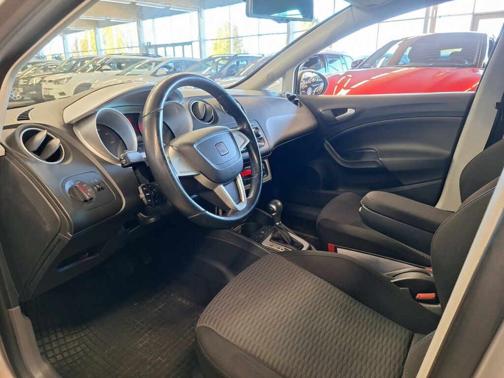Seat Ibiza ST 2011 Ruskea (beige)