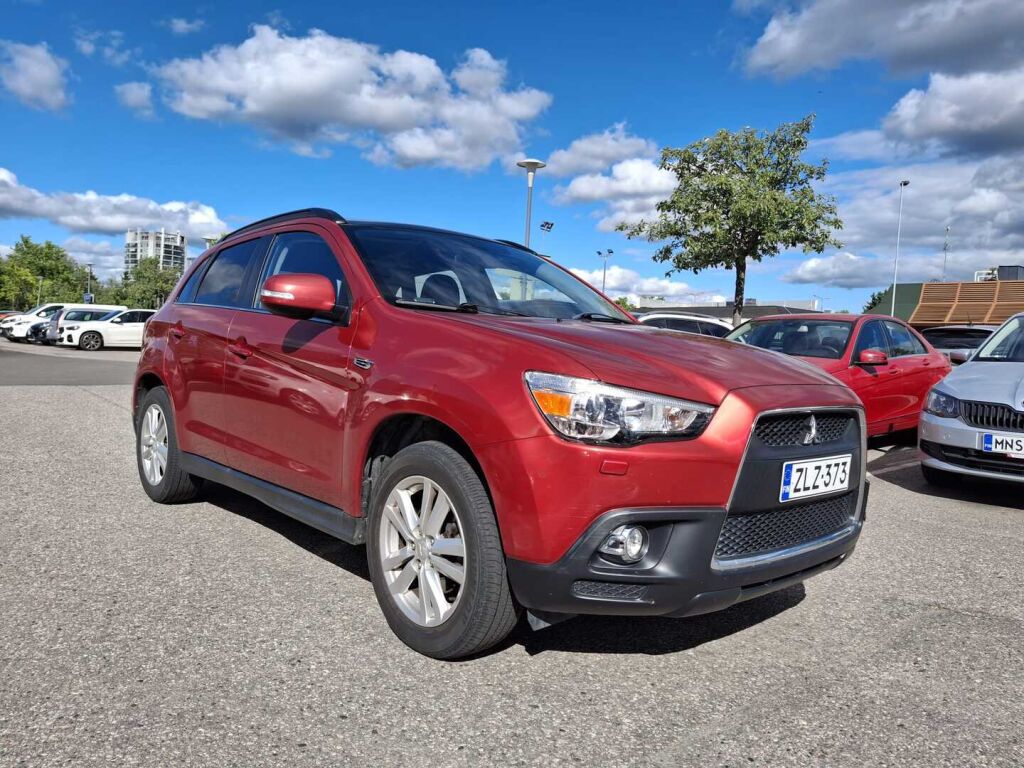 Mitsubishi ASX 2011 Punainen