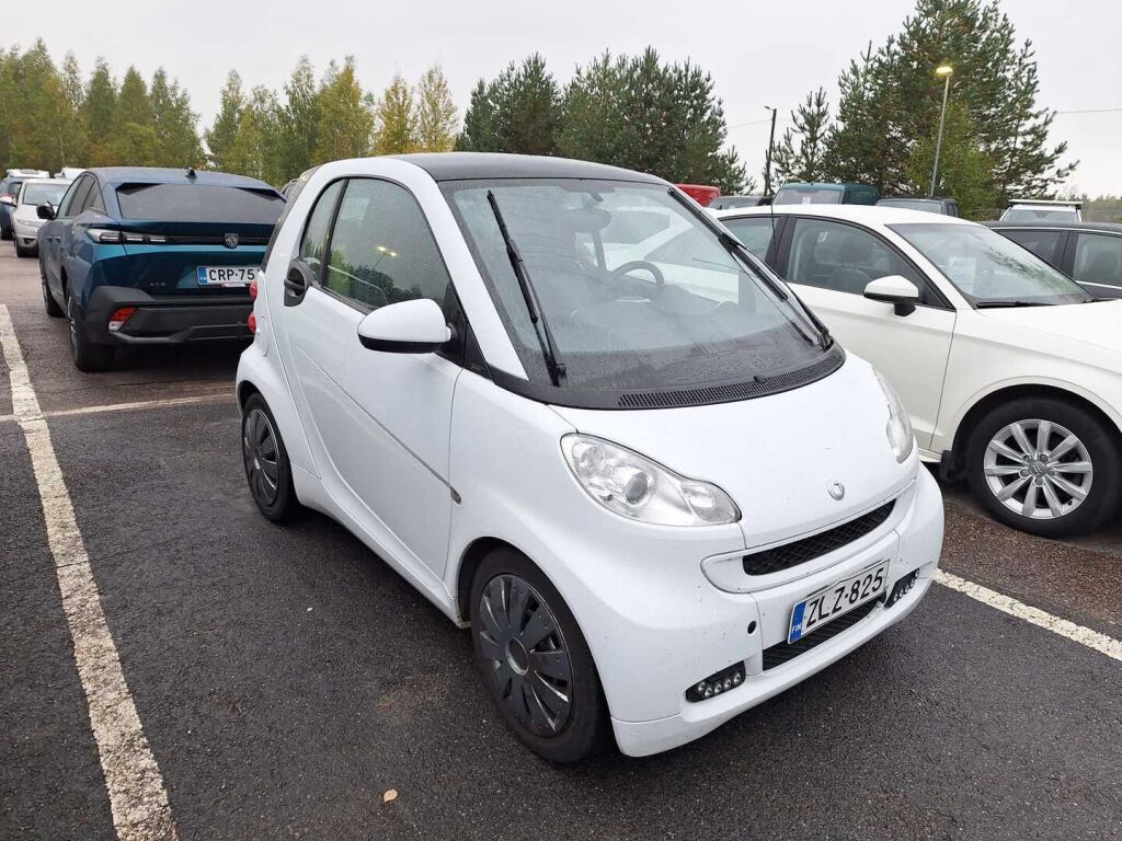 Smart fortwo 2011 Monivär.