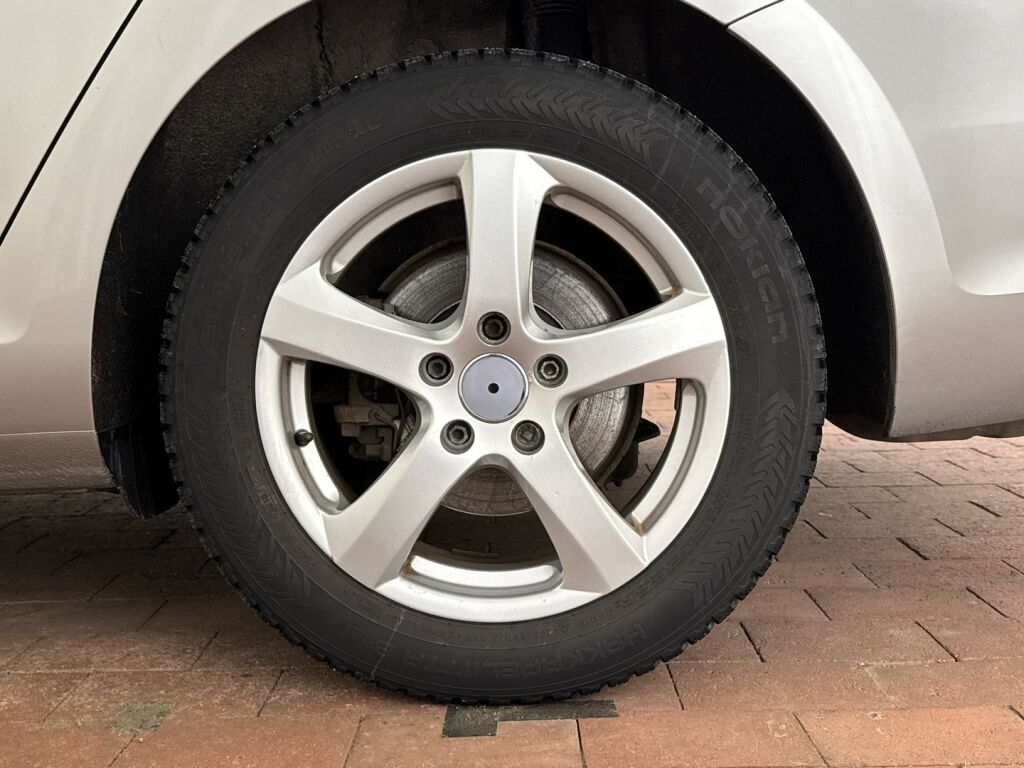 Volkswagen Golf 2018 Harmaa