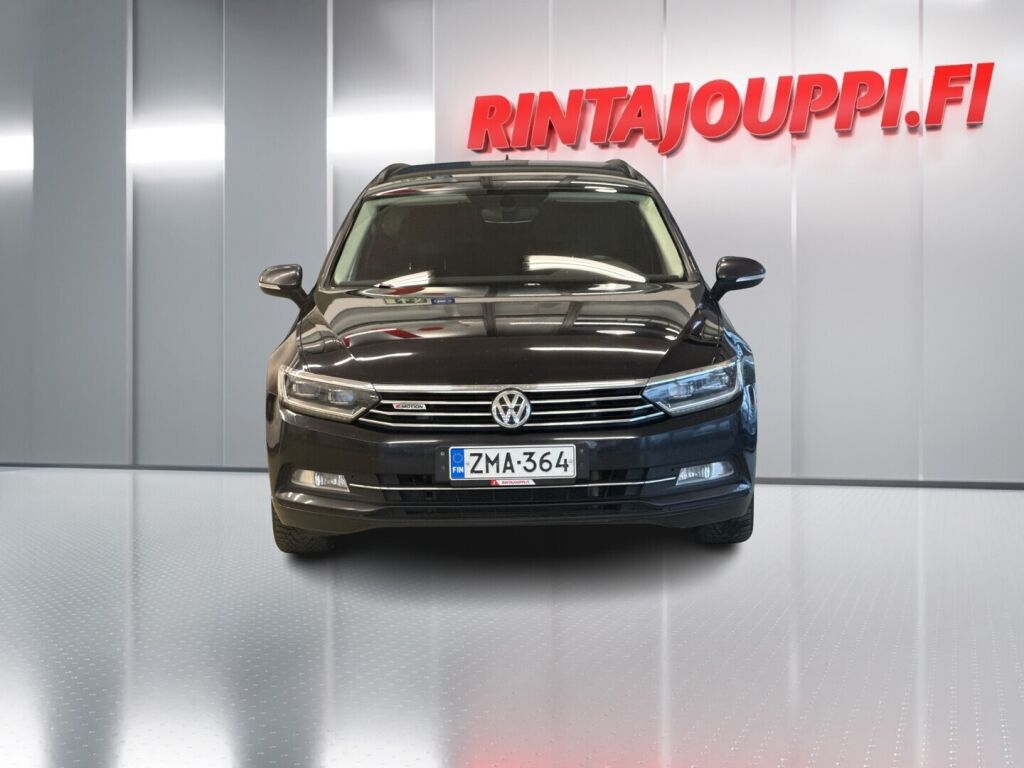Volkswagen Passat 2018 Musta