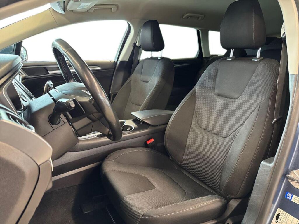 Ford Mondeo 2018 Sininen