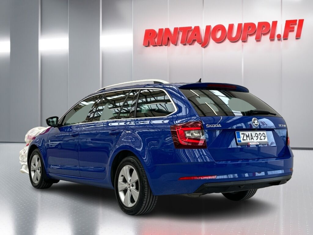 Skoda Octavia 2018 Sininen