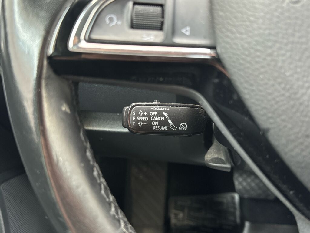 Skoda Octavia 2018 Sininen