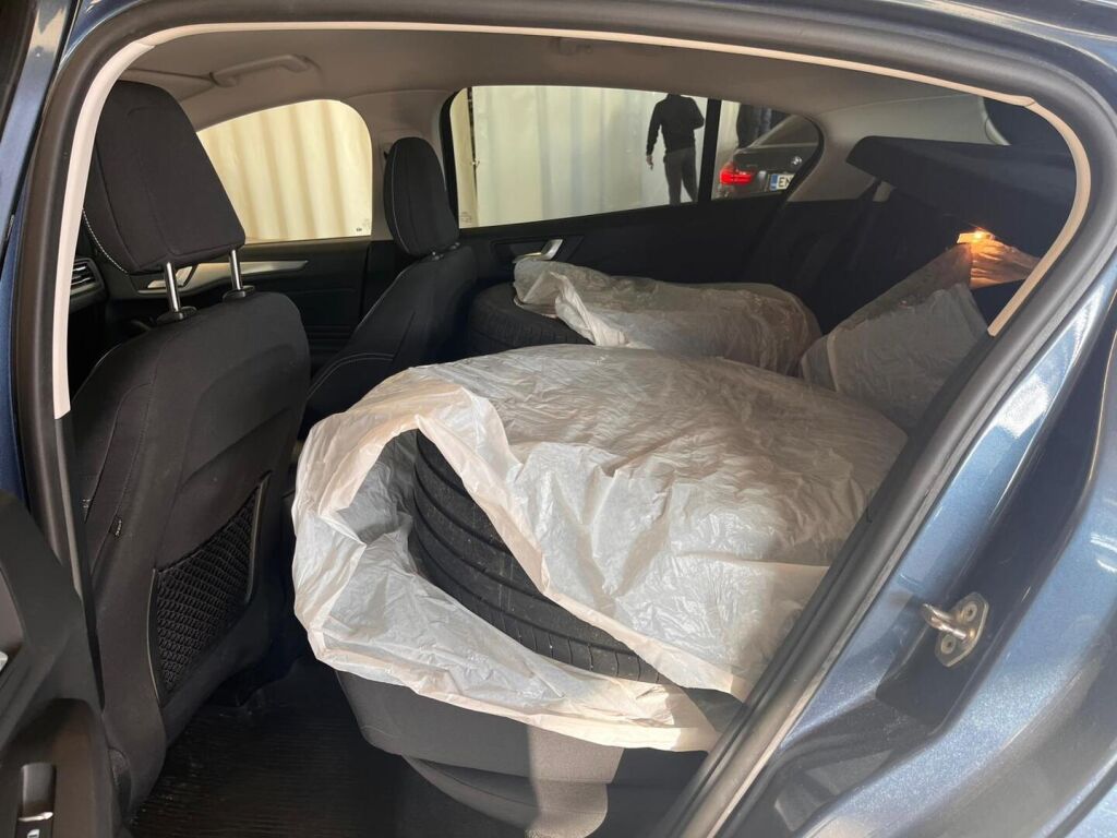 Ford Focus 2019 Sininen