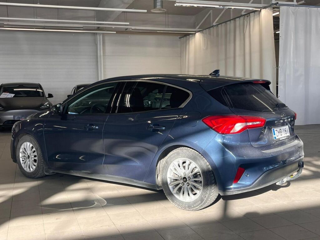 Ford Focus 2019 Sininen