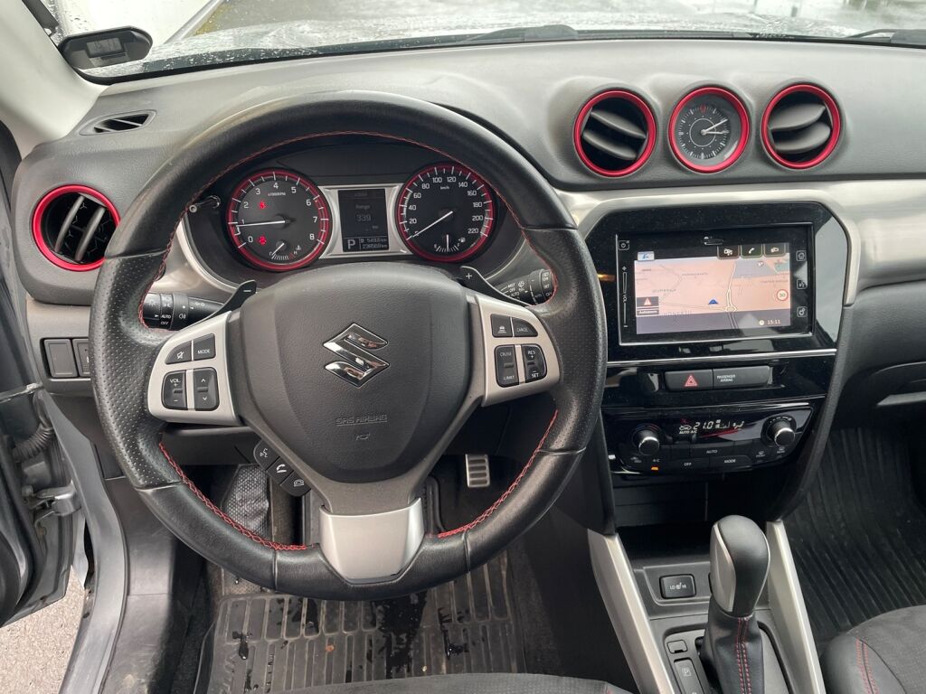Suzuki Vitara 2018 Harmaa