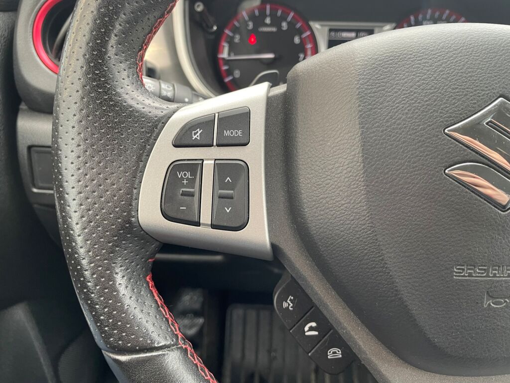 Suzuki Vitara 2018 Harmaa