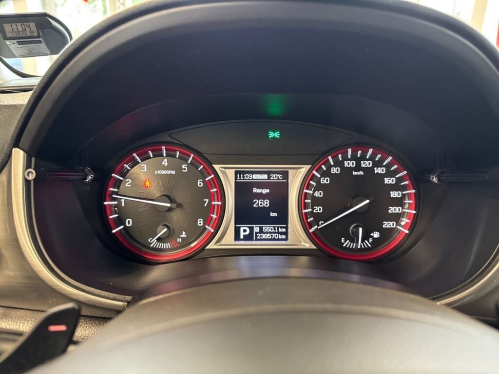 Suzuki Vitara 2018 Harmaa