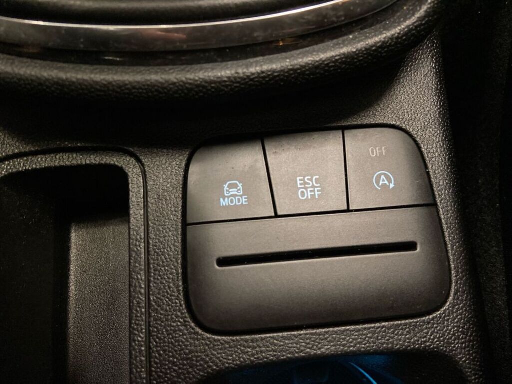 Ford Fiesta 2018 Punainen