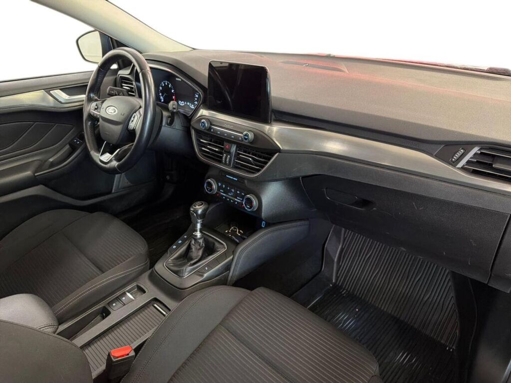 Ford Focus 2019 Sininen