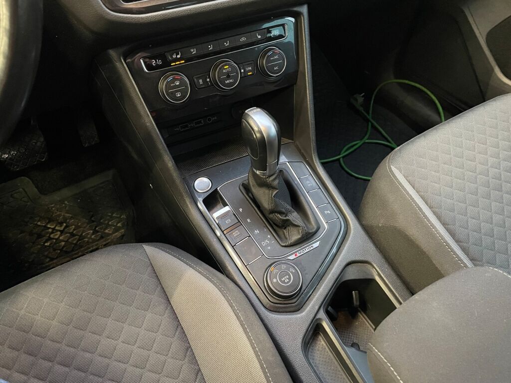 Volkswagen Tiguan 2018 Harmaa