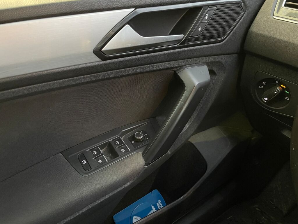 Volkswagen Tiguan 2018 Harmaa