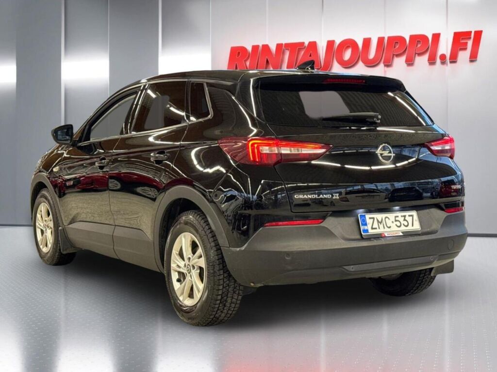 Opel Grandland X 2018 Musta