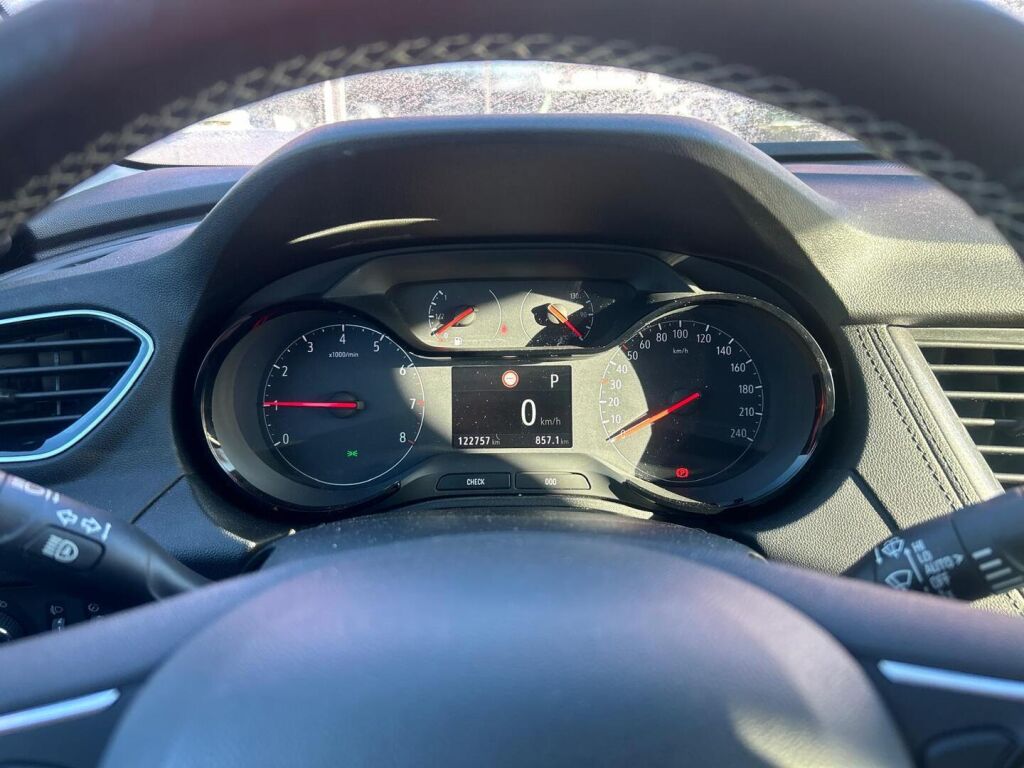 Opel Grandland X 2018 Harmaa