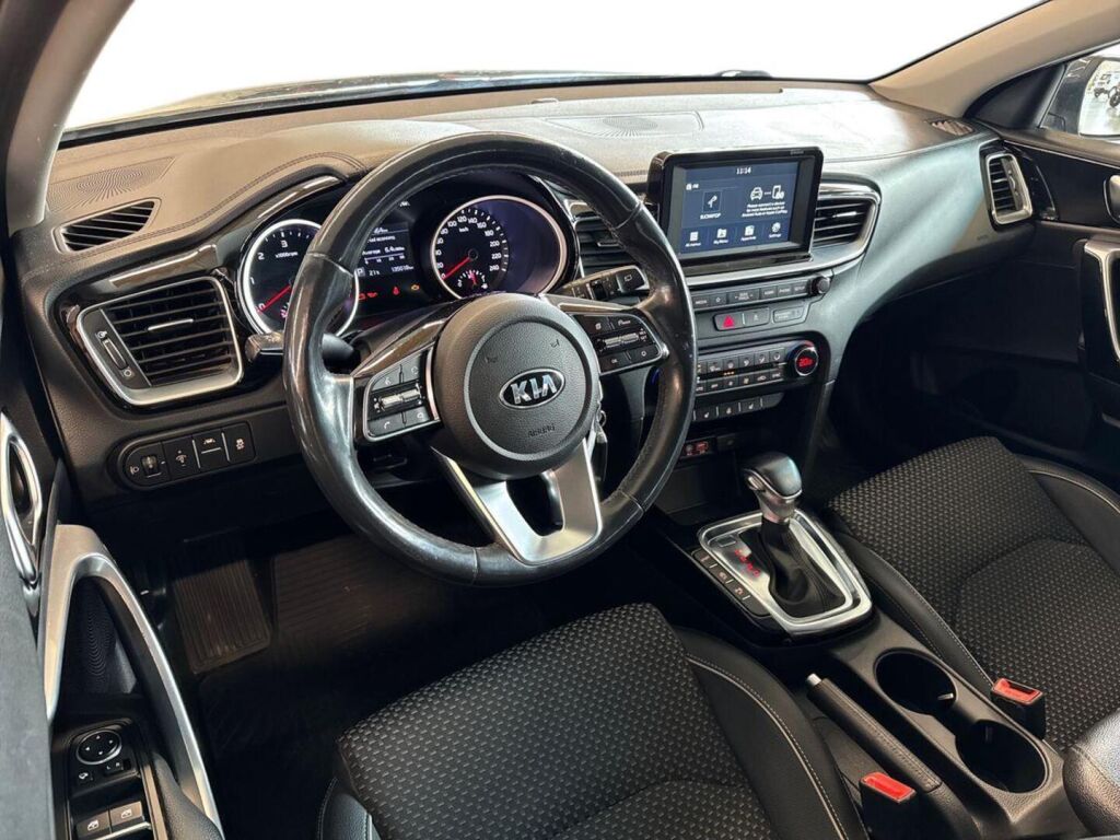Kia Ceed 2018 Metallinhohto Harmaa