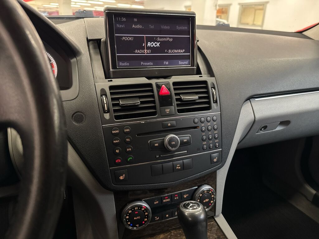 Mercedes-Benz C 2008 Musta