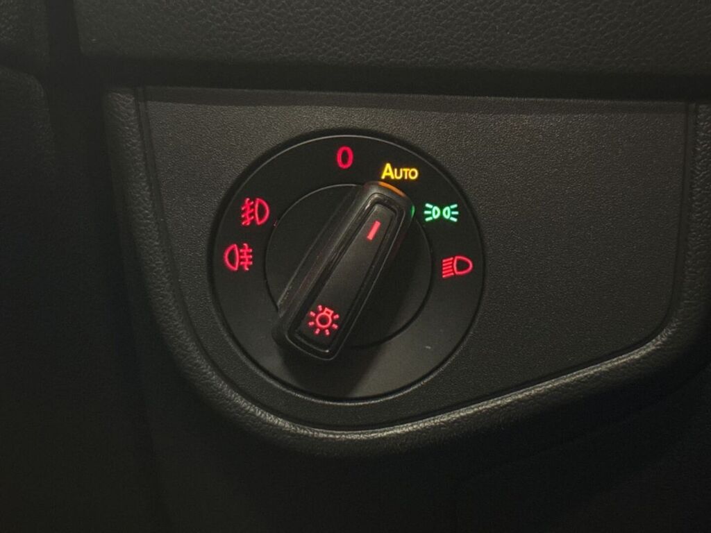 Volkswagen Polo 2018 Sininen