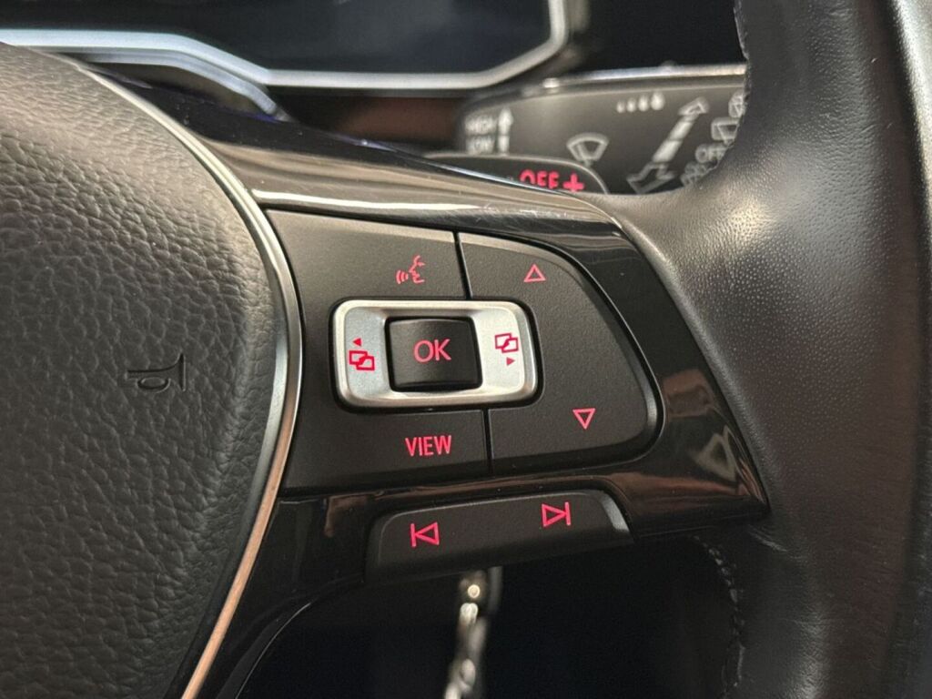 Volkswagen Polo 2018 Sininen