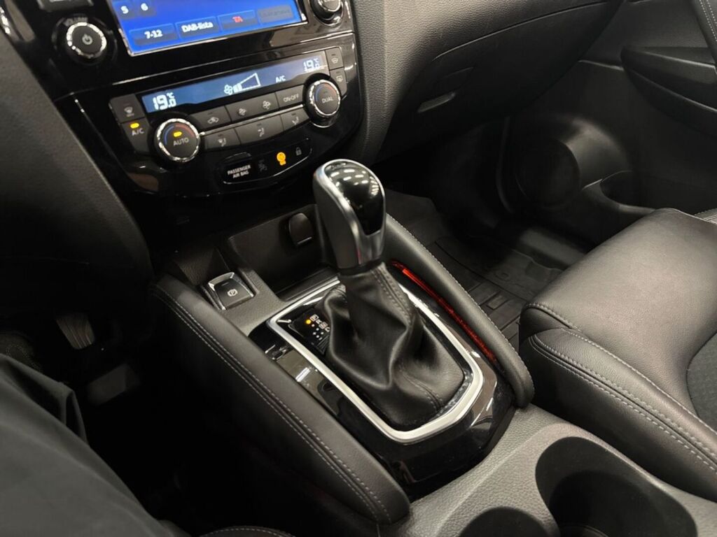 Nissan Qashqai 2018 Harmaa