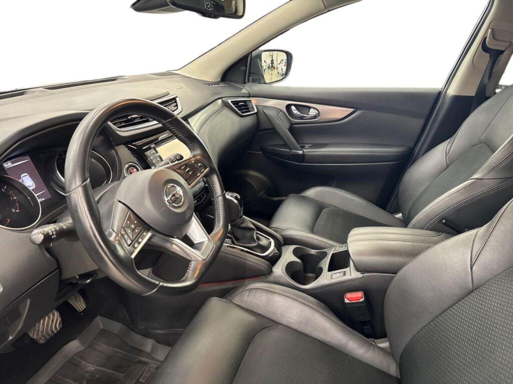Nissan Qashqai 2018 Harmaa