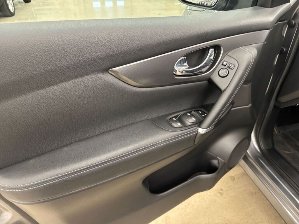 Nissan Qashqai 2018 Harmaa
