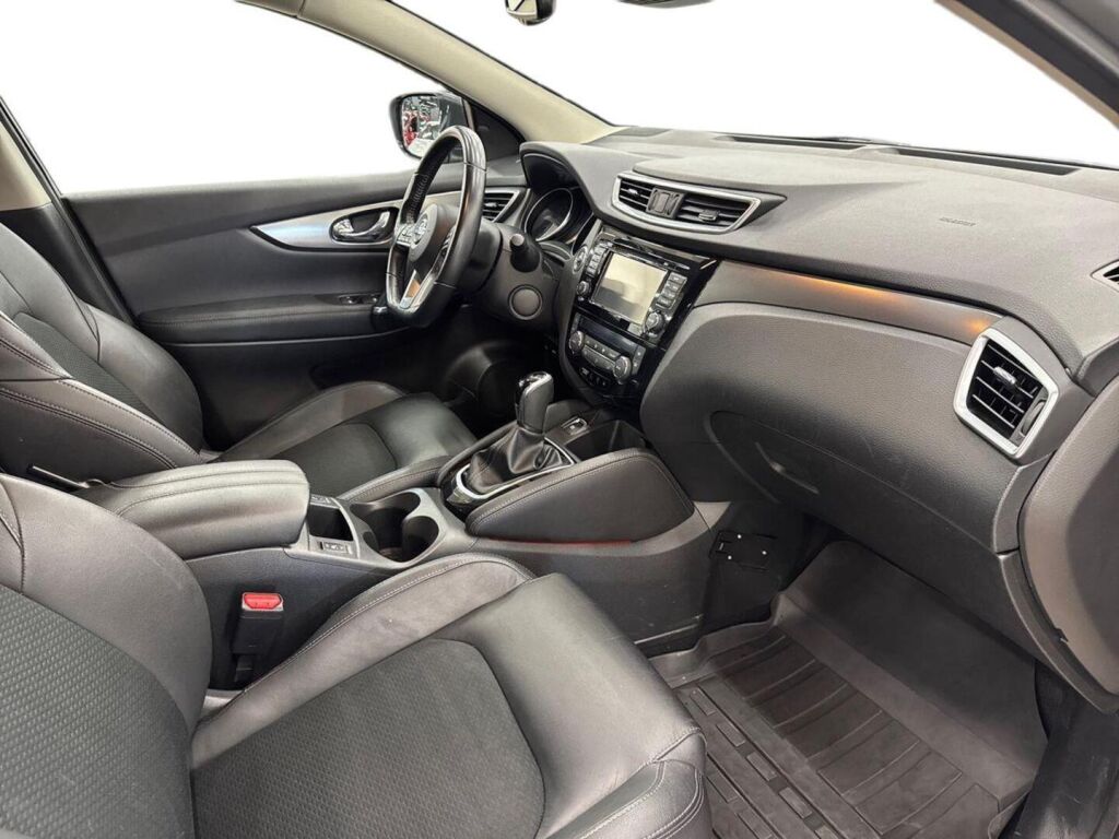 Nissan Qashqai 2018 Harmaa