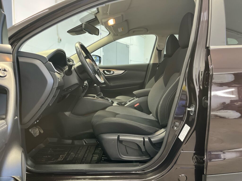 Nissan Qashqai 2018 Violetti