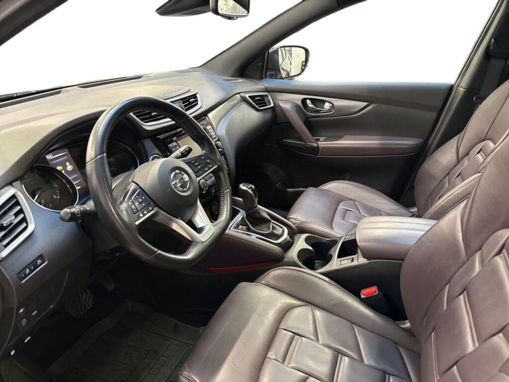 Nissan Qashqai 2018 Musta