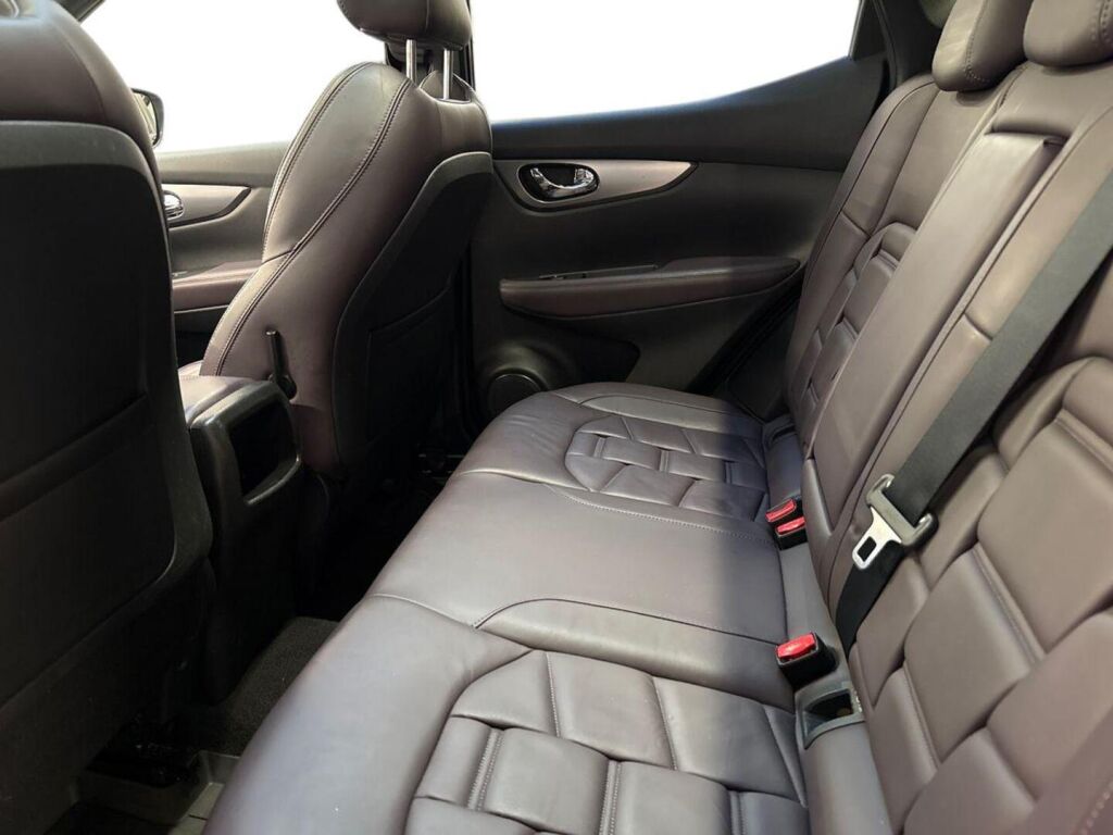 Nissan Qashqai 2018 Musta