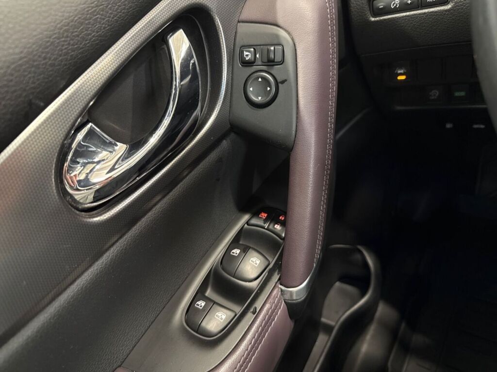 Nissan Qashqai 2018 Musta