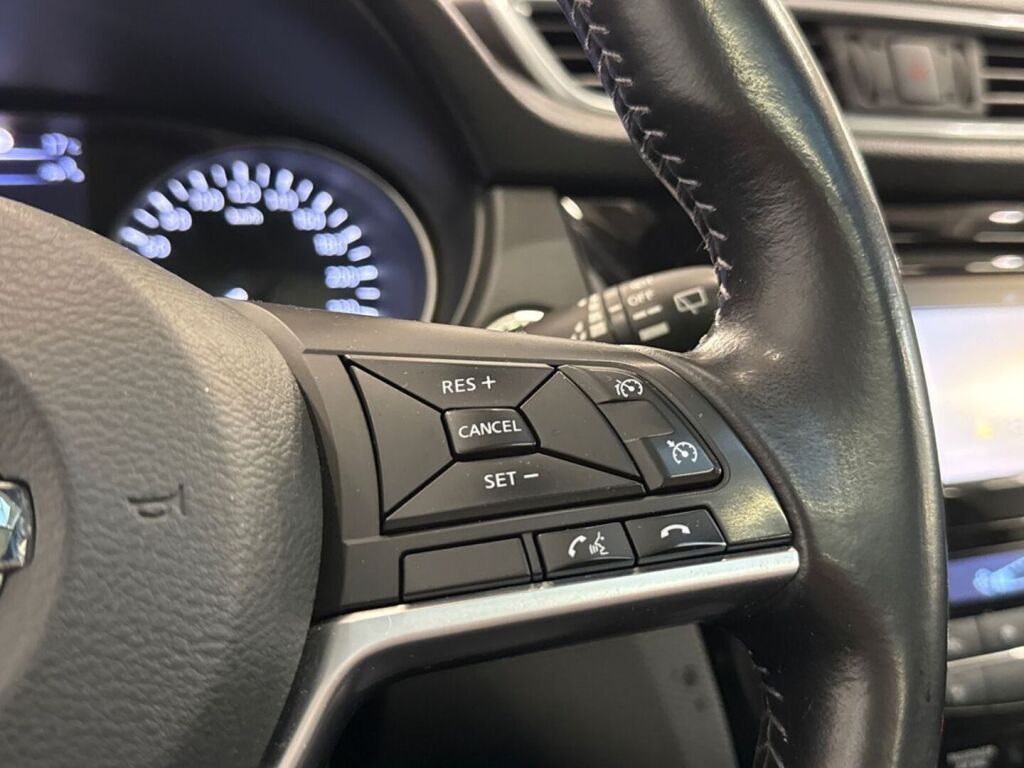 Nissan Qashqai 2018 Musta
