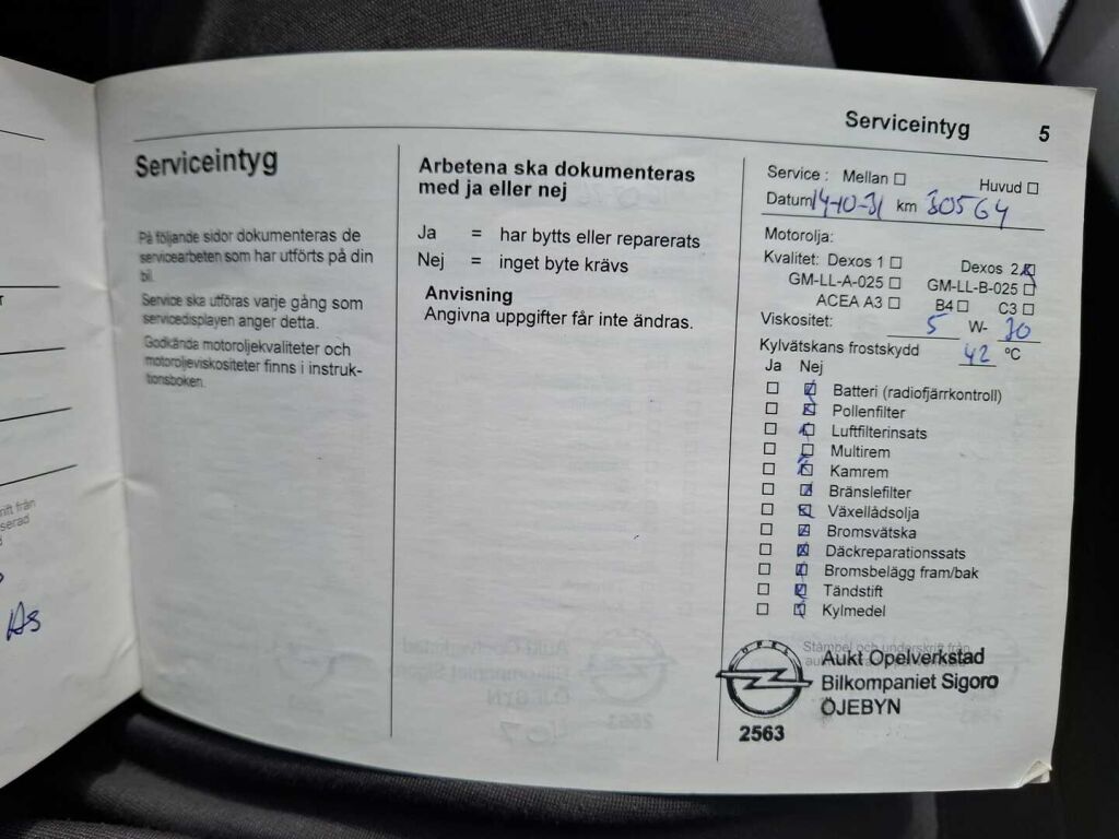 Opel Insignia 2014 Valkoinen