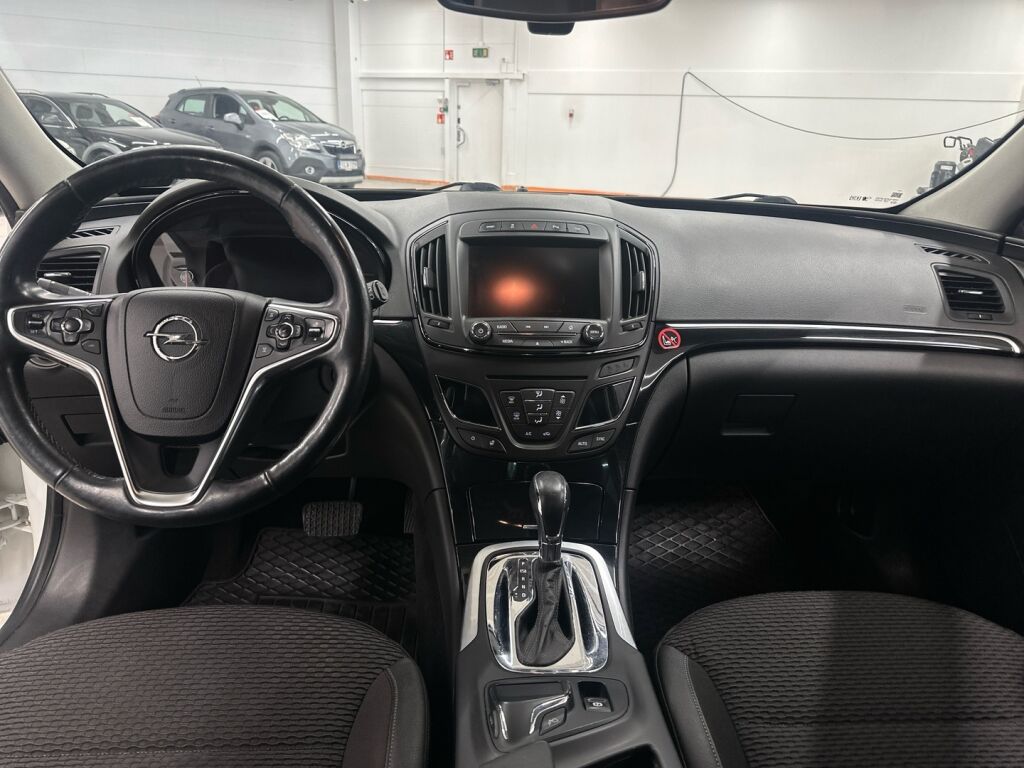 Opel Insignia 2014 Valkoinen